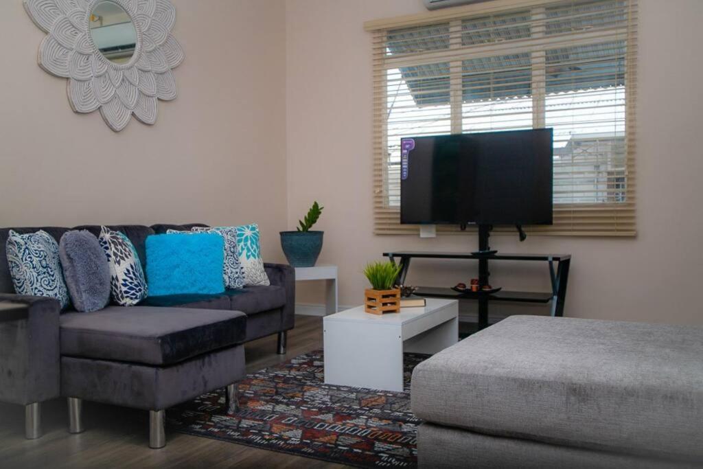 Raynebow Chateau - Chic City Getaway Port of Spain Esterno foto