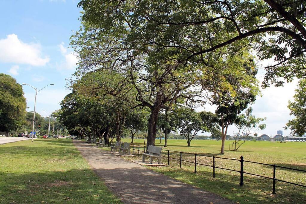 Raynebow Chateau - Chic City Getaway Port of Spain Esterno foto